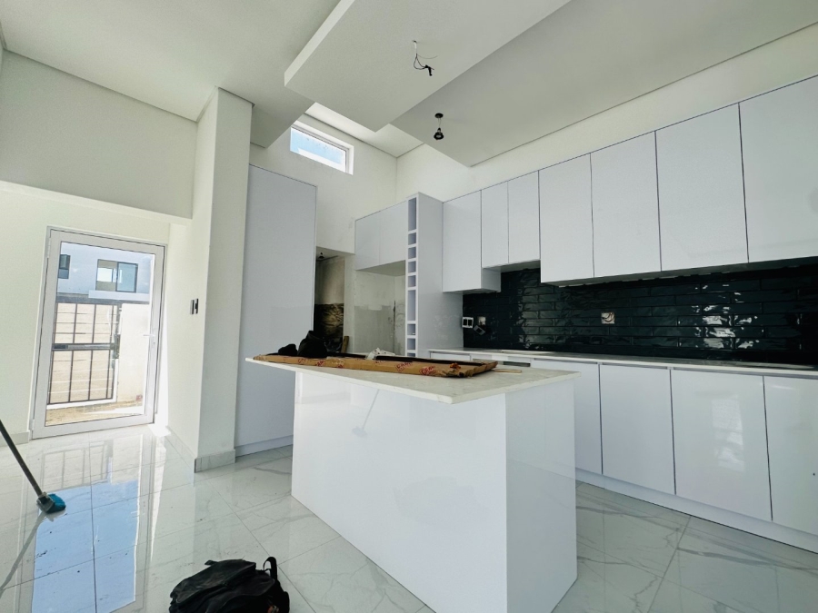 3 Bedroom Property for Sale in Sandown Western Cape
